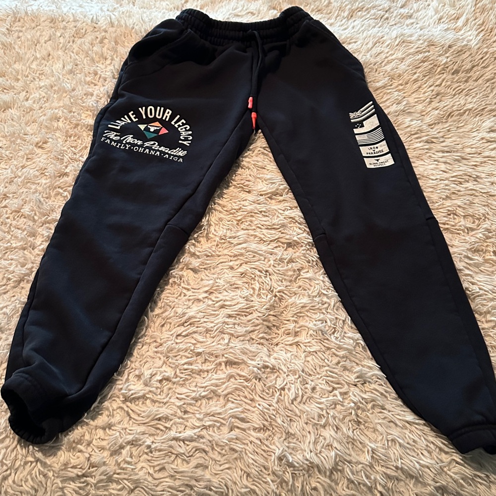 Under Armour Men’s Joggers, EUC, size M